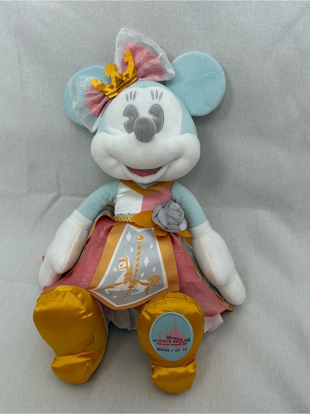 Disney Minnie Mouse Main Attraction Series 7/12 King Arthur Carousel Plush